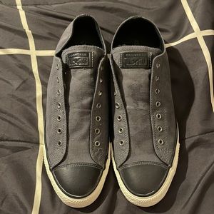 All-star Converse laceless